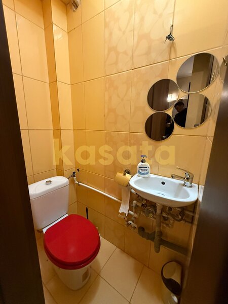 Romana Apartament 3 camere - de inchiriat, pozitie ultracentrala