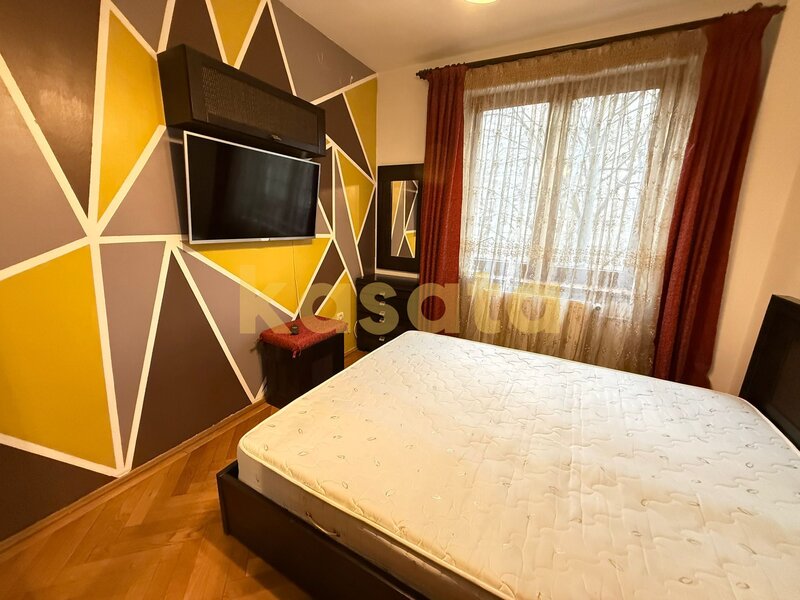 Romana Apartament 3 camere - de inchiriat, pozitie ultracentrala