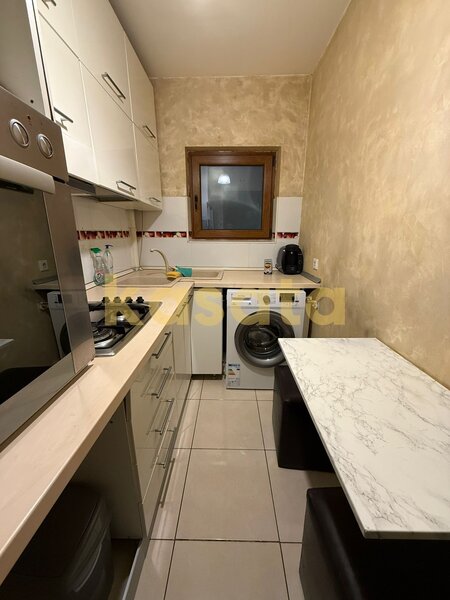 Romana Apartament 3 camere - de inchiriat, pozitie ultracentrala