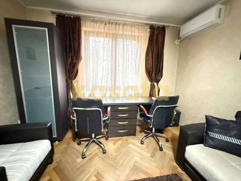 Romana Apartament 3 camere - de inchiriat, pozitie ultracentrala