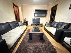 Romana Apartament 3 camere - de inchiriat, pozitie ultracentrala
